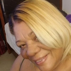 Meet your Posher, Ana